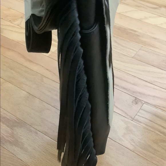 Cow Hide Flat Slim Silhouette Bag - Picture 6 of 7